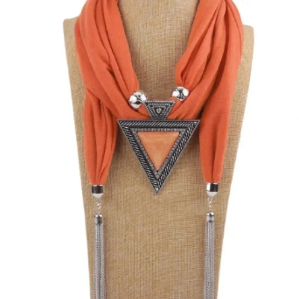 Scarf jewelry - Picture 5 of 5
